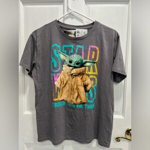 KOHLS NWT Grogu "The Child" Star Wars Mandalorian Gray Tee Shirt SIZE LARGE